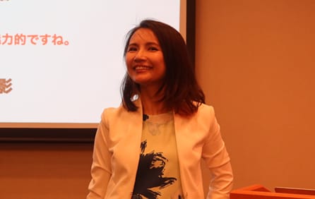 講師：(一社)フォトコミュニケーション®協会　渕上 真由
                            氏